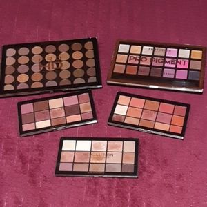 5 Revolution Eyeshadow Palettes